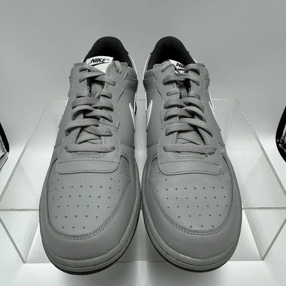 Nike signs tried